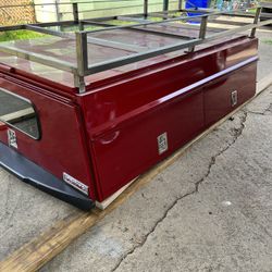 Reading Truck Cap 8ft Bed Power Locks/light