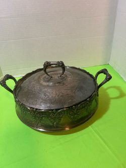 Antique James W. Tufts Silver-Plated Covered Casserole Dish (Model 4601, 1890s)$60 CASH
