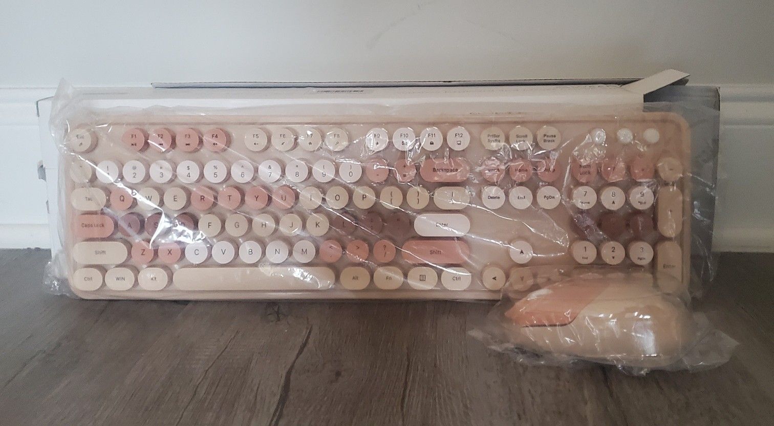 New Wireless Keyboard and Mouse Set