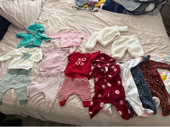 Infant baby girl size 0 to 3 months winter clothes