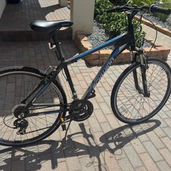 Schwinn 700c Hybrid Bike Blue And Black