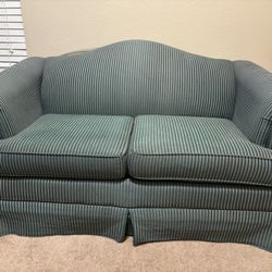 Basset Loveseat