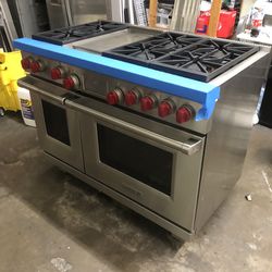 Wolf 60”wide Dual Fuel Range Stove In Stainless Steel 