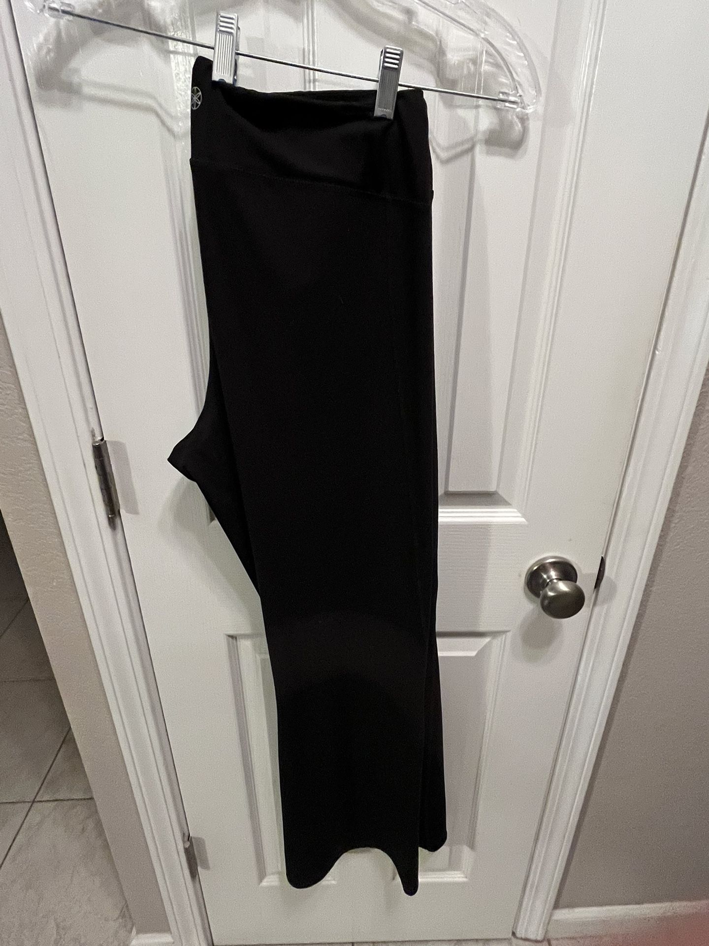 Gain Flared Yoga Pants.