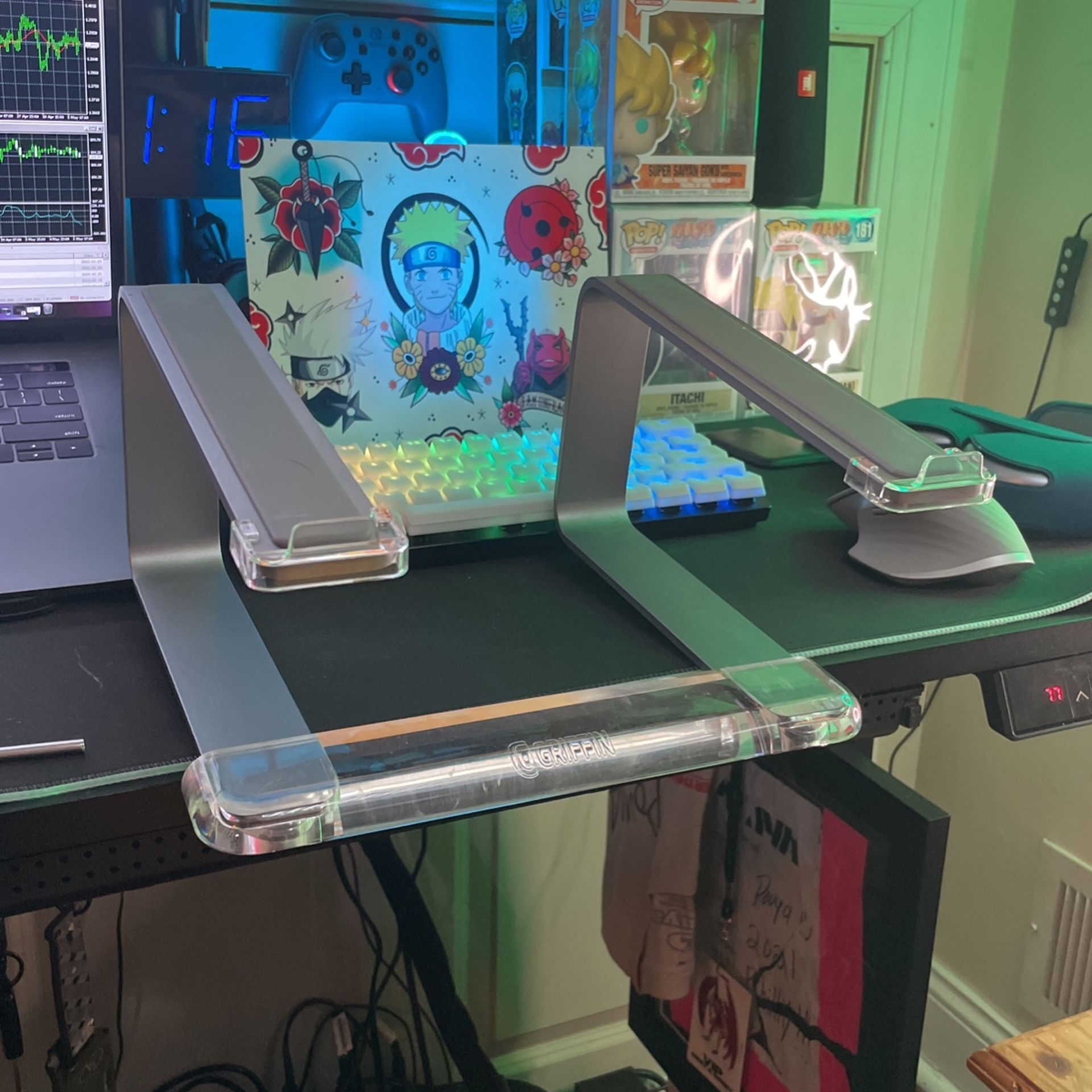 Griffin MacBook Stand