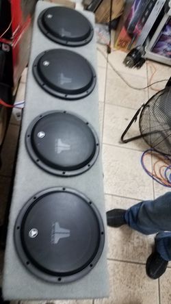 4 10s JL AUDIO W3 AND 1200.1 AMP JL AUDIO