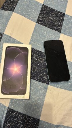 2 iPhones