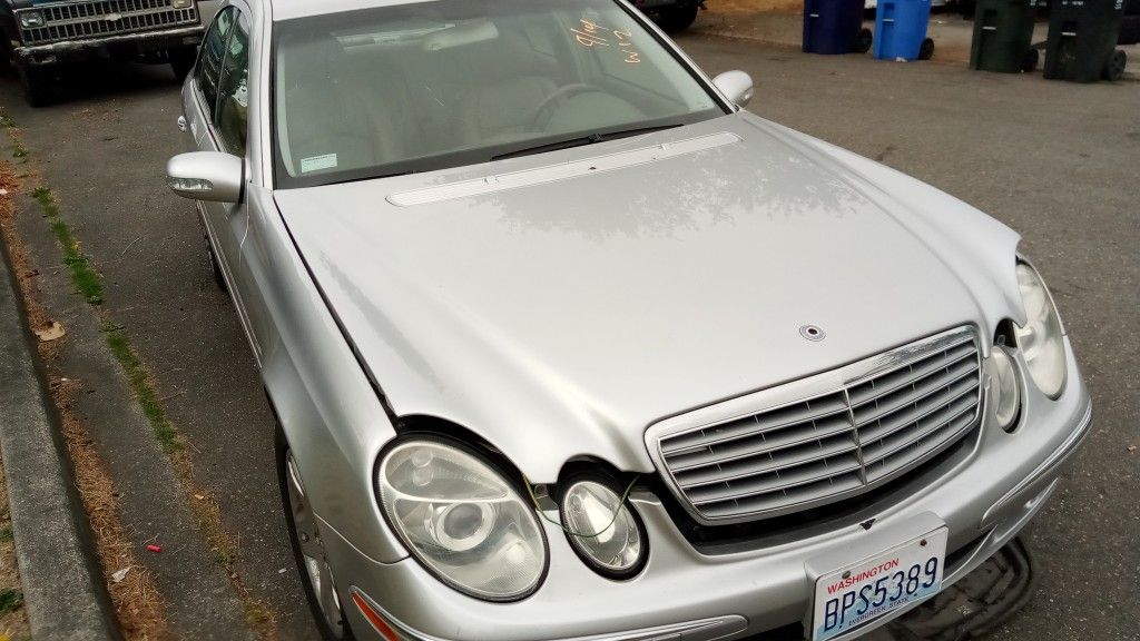 2004 Mercedes-Benz E-Class