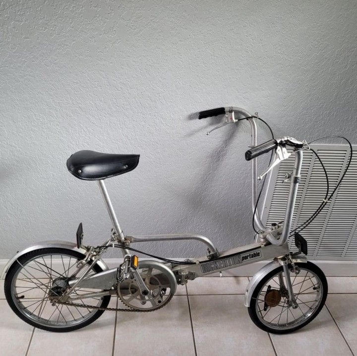 Vintage Bickerton Portable Fold-up Bicycle Bike Aluminum for Sale
