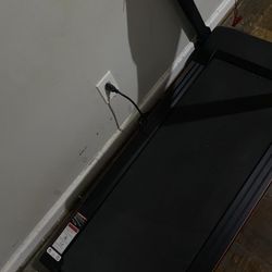 New Treadmill No Incline 