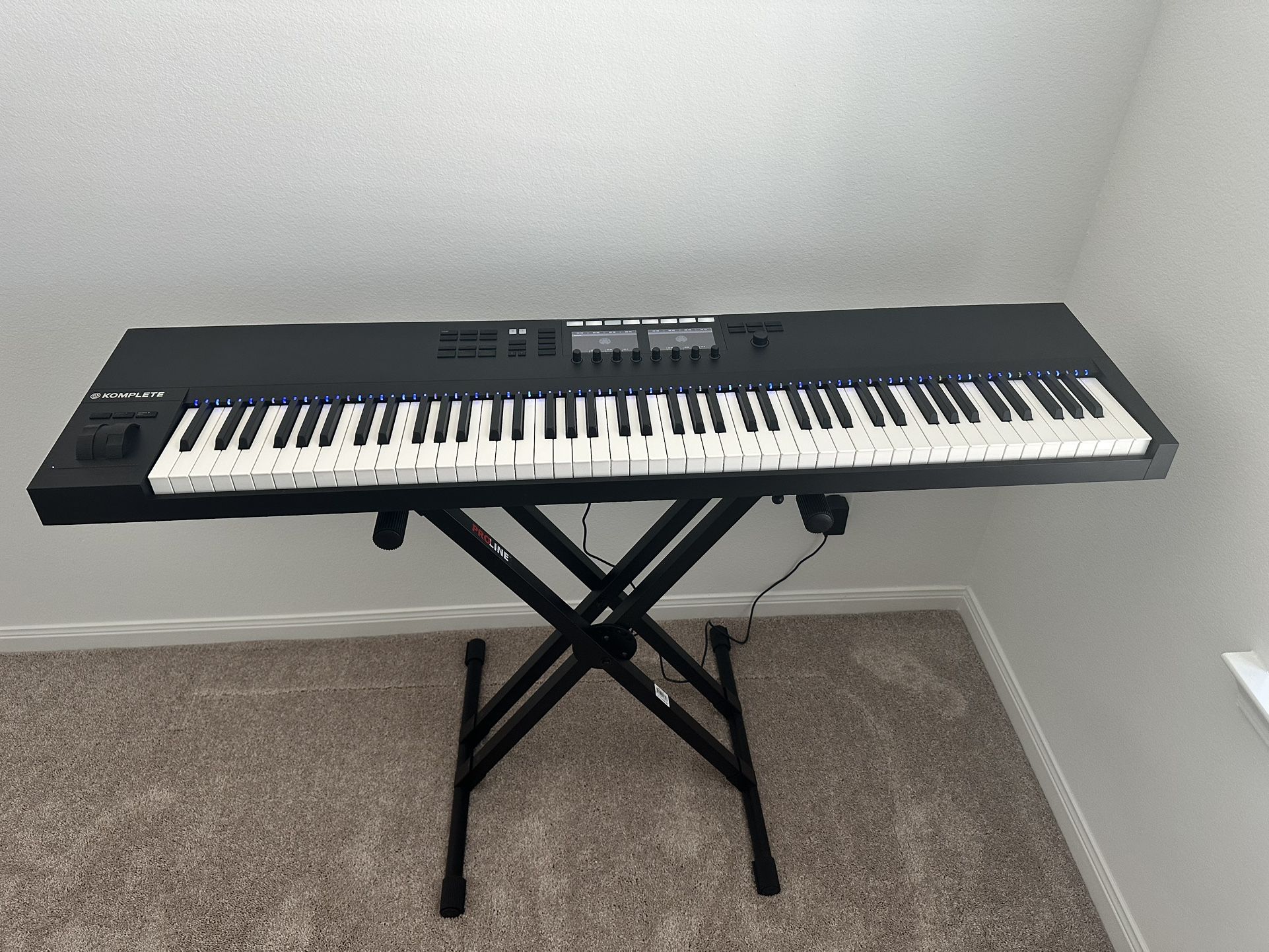 Komplete kontrol S88 Mk2