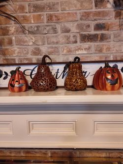 Set of 4 Ceramic Halloween Pumpkin Decorations