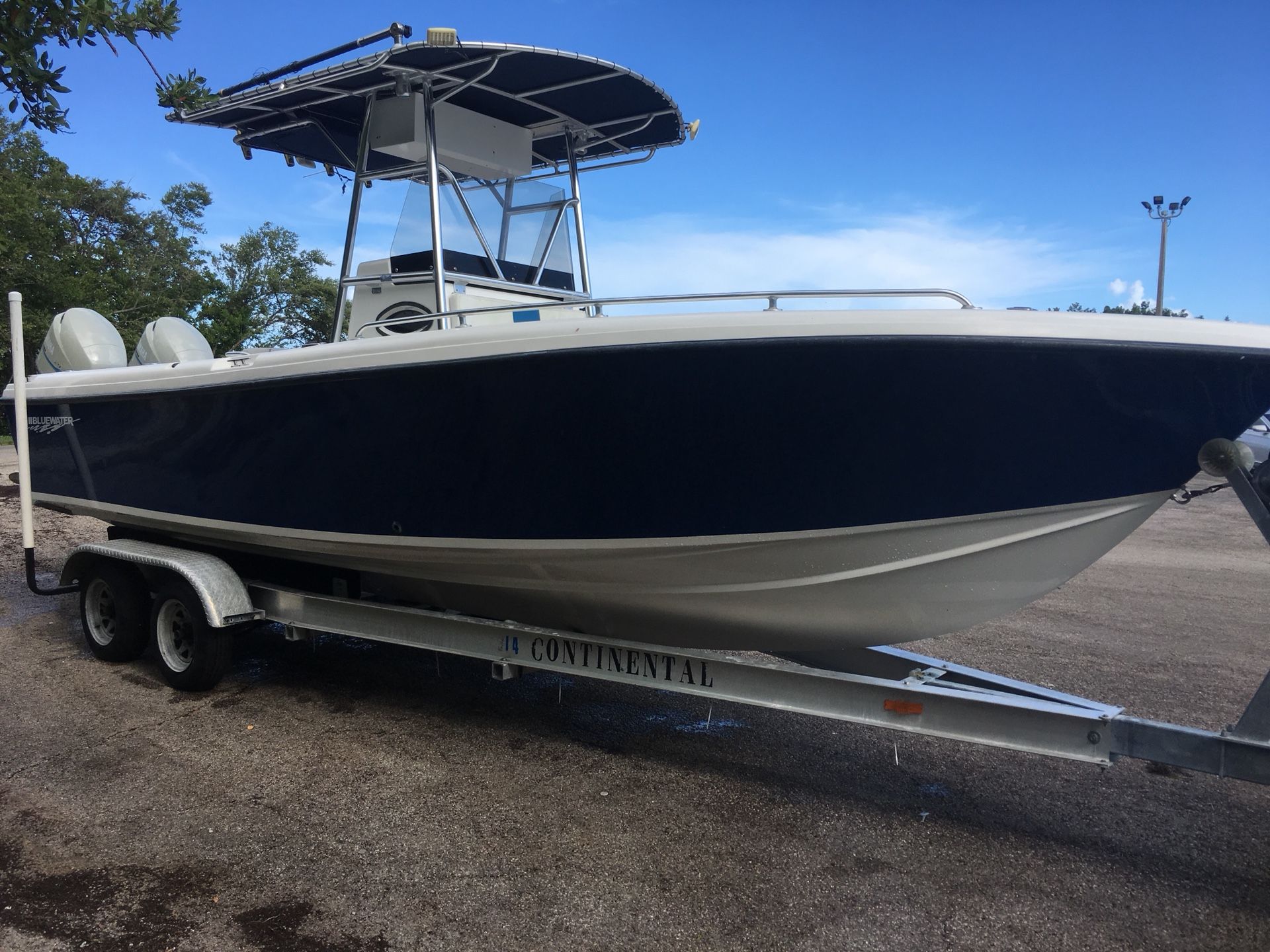 2001 2350 Bluewater Boat Twin Yamaha 115 fourstoke motors only 428hours openfisherman