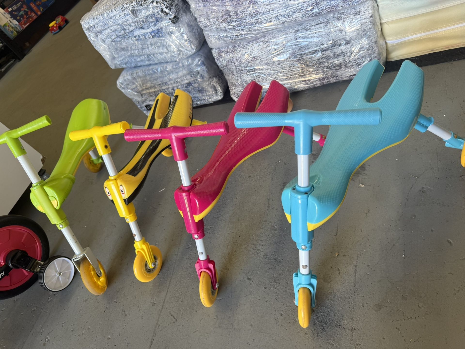 Tricycle for Toddlers 1-3 Years Old – Foldable Tricycle for Toddlers – Toddler Bike for Boys and Girls – Easy to Ride and Steer – No Assembly Needed –