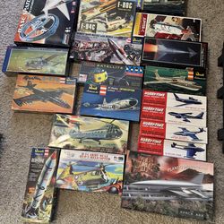 Huge Lot Vintage Model Kits Revell Lindberg Glencoe Space Aircraft Missiles Sealed