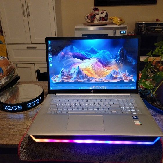 HP Pavilion 17.3" 👉🏾Touchscreen👈🏾 Laptop 😲32GB 2TB i7 DJ 🎛 & Creation ready 