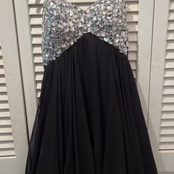 Beautiful  Dress Brand New