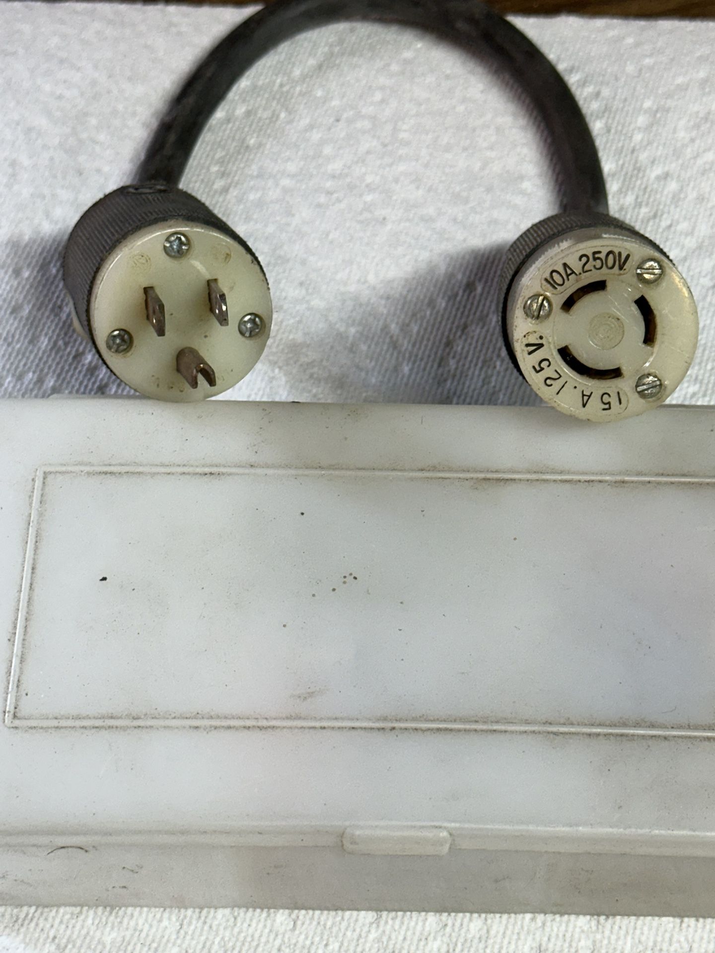 Three Prong Adaptor