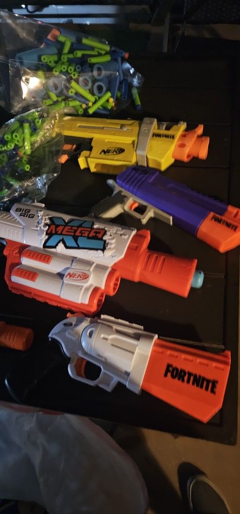 Toy NERF GUNS