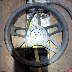 GT GRANT STEERING WHEEL 