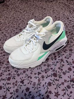 Nikes Air Max Excee Sneakers