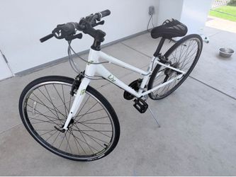 Woman (M) size bike