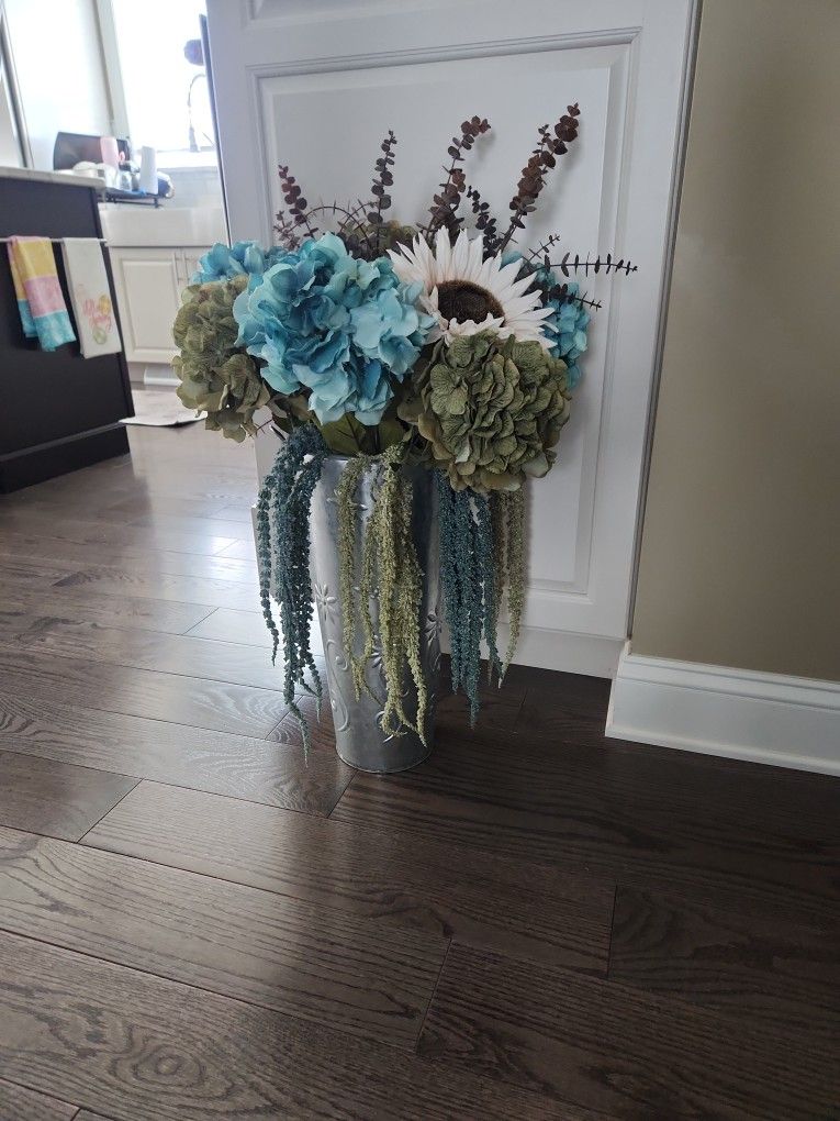 Flower Arrangement on a Aluminum Vase