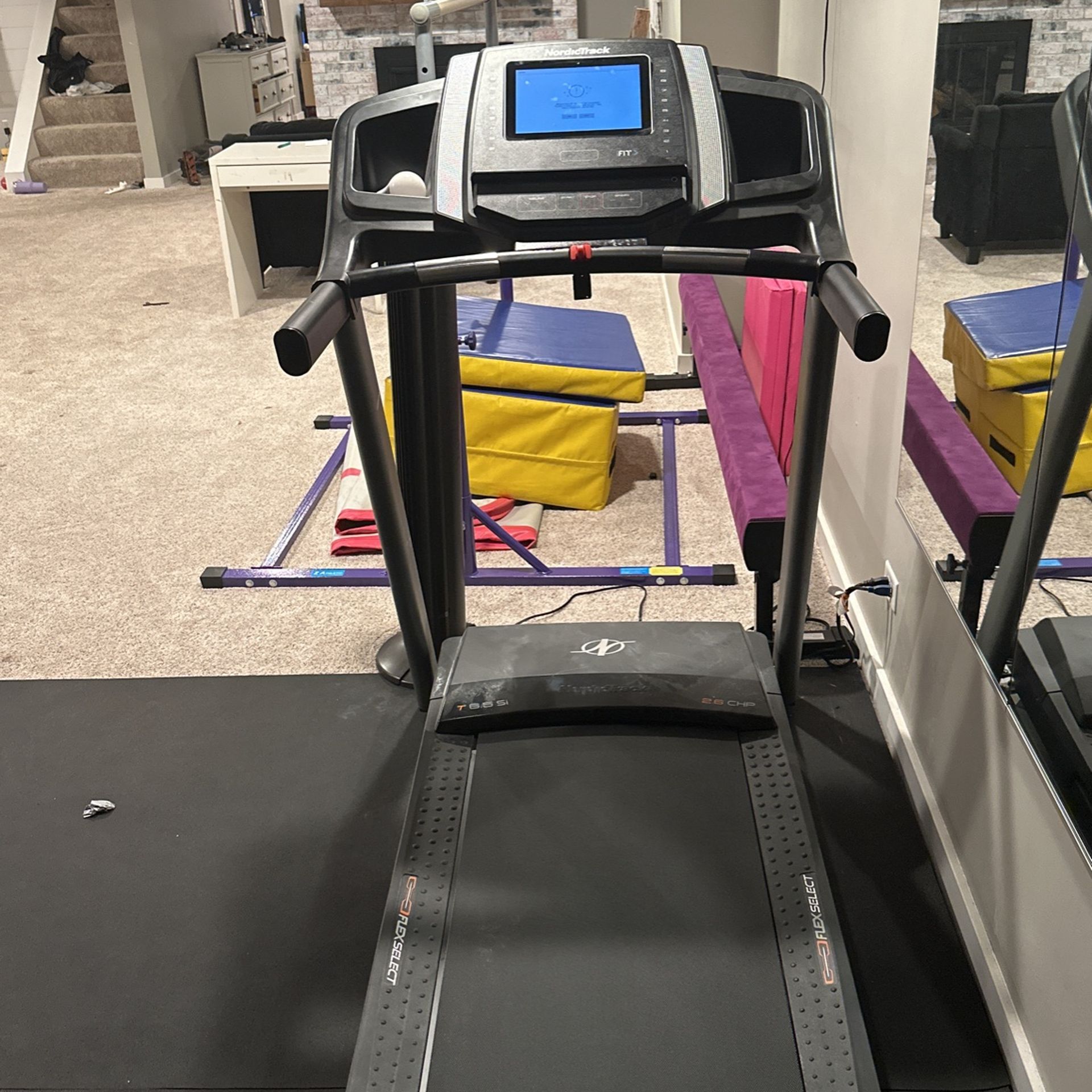 Treadmill Nordic Track for Sale in St. Charles, IL OfferUp