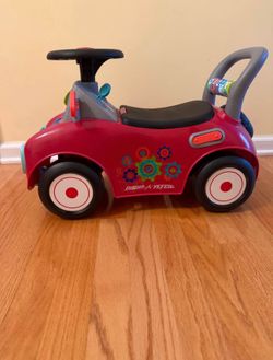 Radio Flyer Ride-On Toy Car