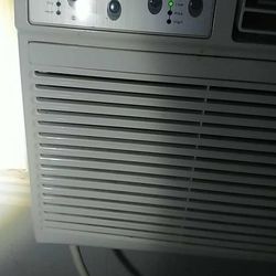 2 midea Air Conditioner's