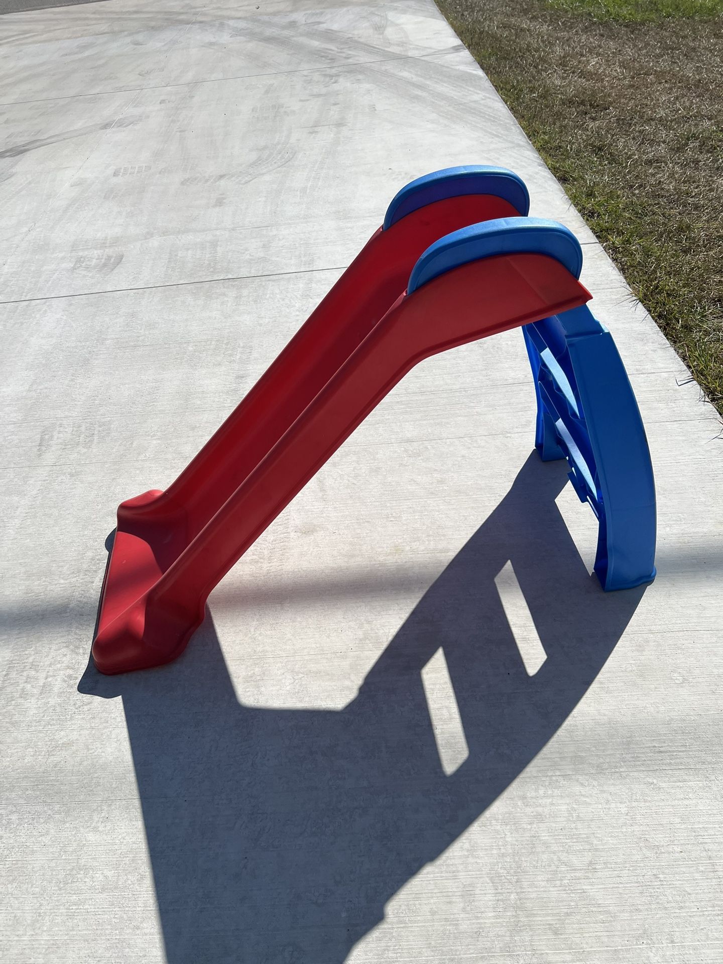 Bike And Slide / Bicicleta Y Resbaladera 