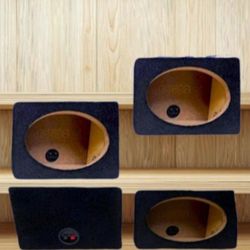 One Pair Of 6X9 Speaker Boxes 
