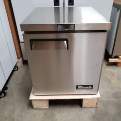 Undercounter Refrigerator 27” Commercial Refrigerator Fridge