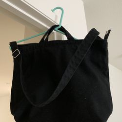 BAGGU Horizontal Zip Duck Bag In Black