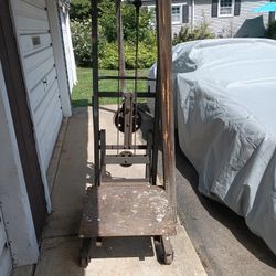 Material Lift