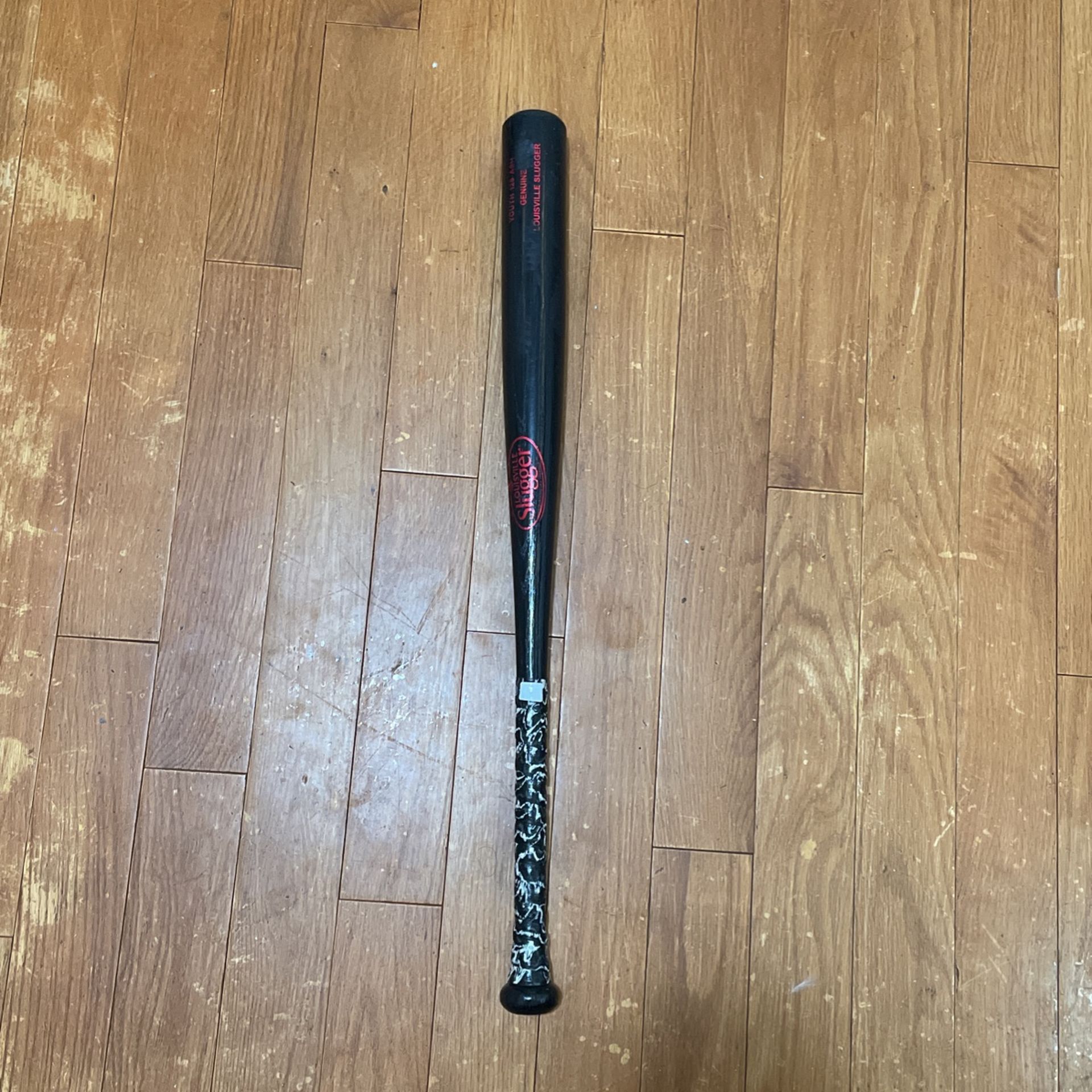 Louisville Slugger Genuine 125 Ash Wood Youth Baseball Bat: WTLWYA125A20