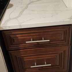 Granite counter and three drawers. Great deal needs to be sold tomorrow.