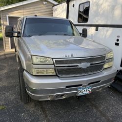 2005 Chevrolet Silverado 2500 HD Crew Cab