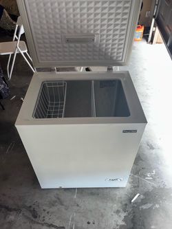Deep freezer