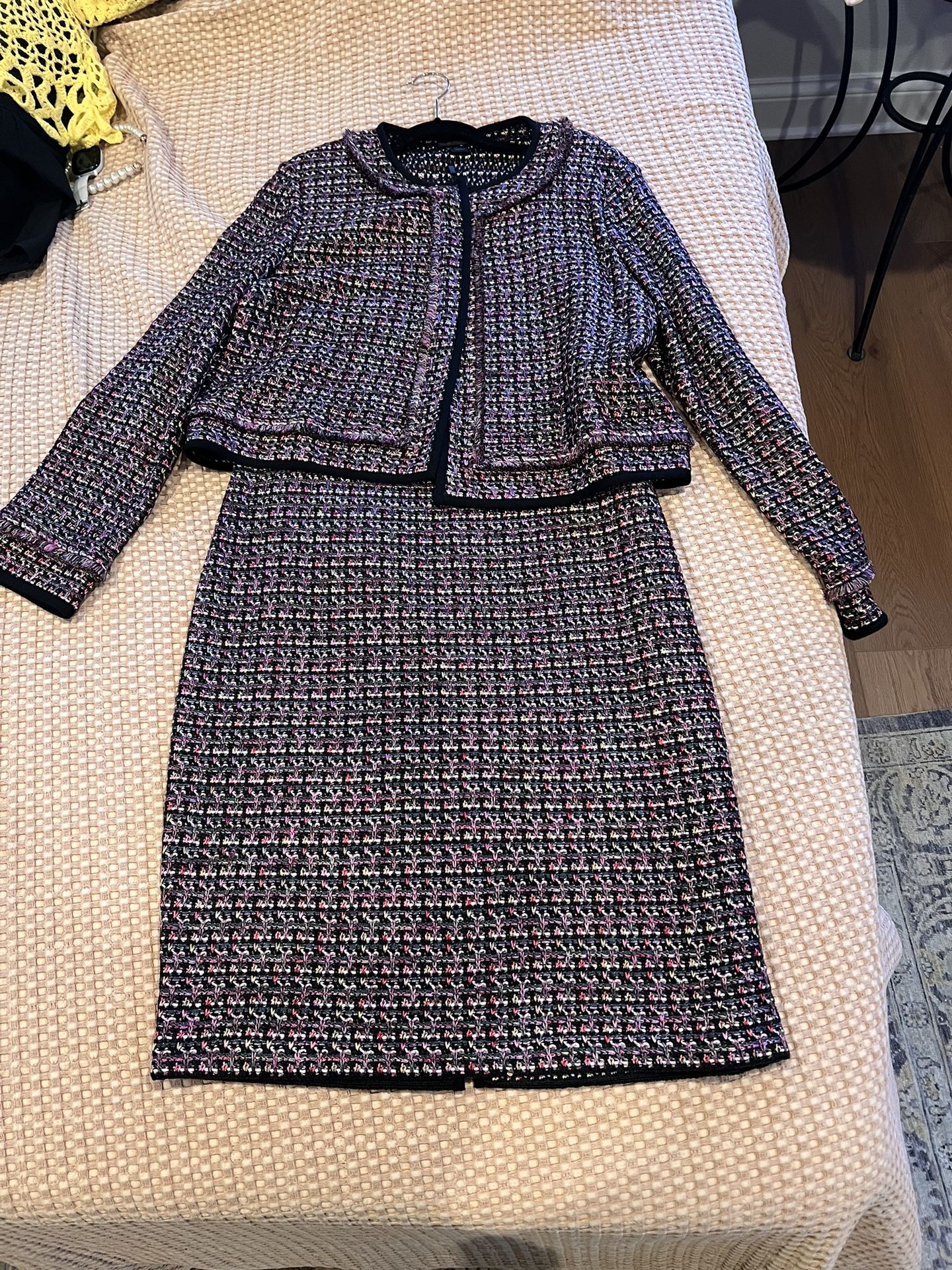 ST. JOHN BRAND NEW With Tags Knit Dress With Jacket 