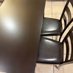 Dining Table With 3 Chairs 