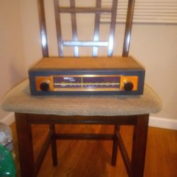 Harman-kardon A M/ F M Tube Radio