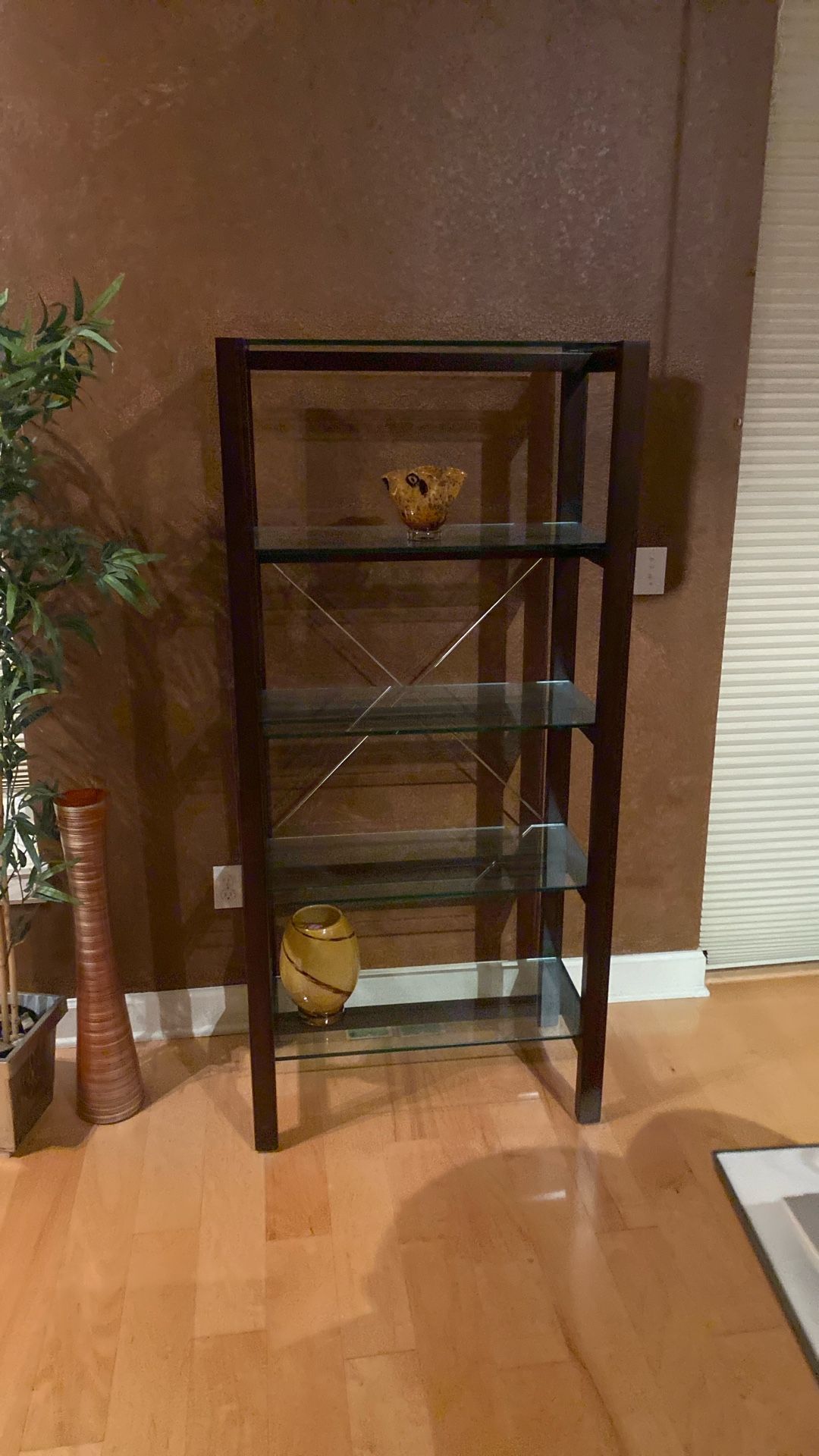 Beautiful Solid Wood And Glass 6 Shelves 