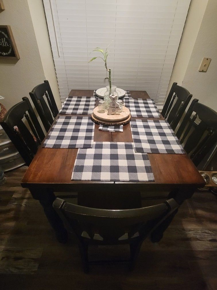 Dinning Room Table