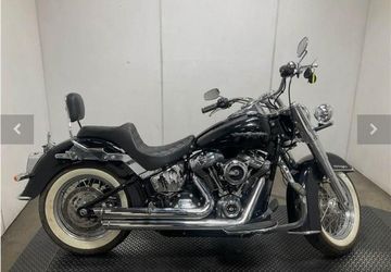2019 Harley-Davidson DELUXE