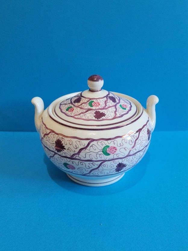 Wedgwood Of Etruria & Barlaston T455 M Strawberry Grapes Sugar Pot England.