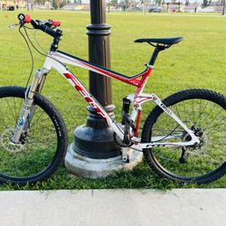 FELT Virtue 1 with 26 inch Wheelswith Carbon Fiber Triangle.Lots of Upgrades.Prestine Condition