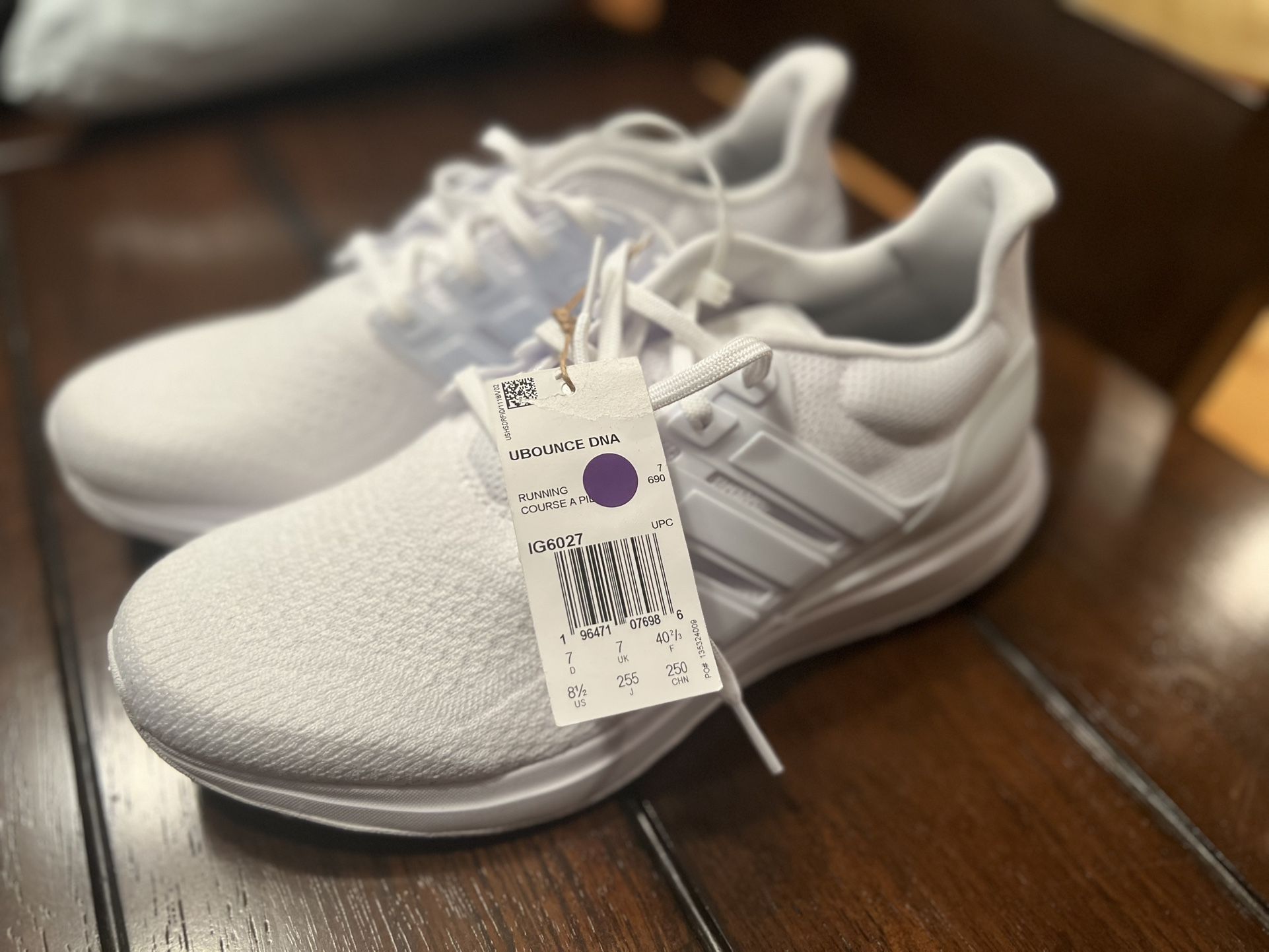 ADIDAS- All White U Bounce DNA Women’s Running Sneaker Size 8.5