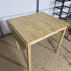 Small Dining Table With Leafs
