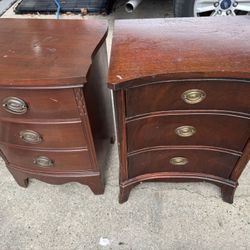 Two sturdy wood nightshade ( real wood) has different styles but same sizes, threes drawer